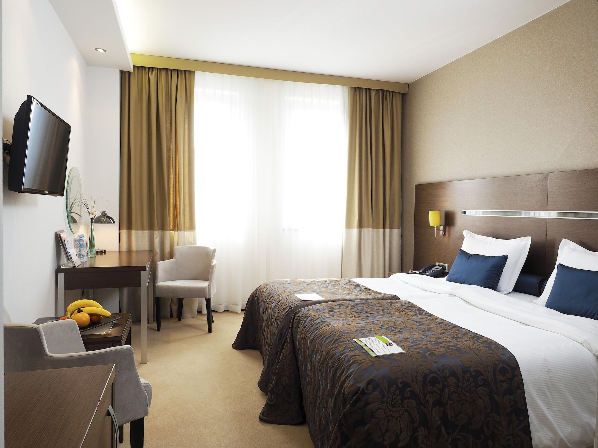 In Hotel Beograd Belgrado Exterior foto