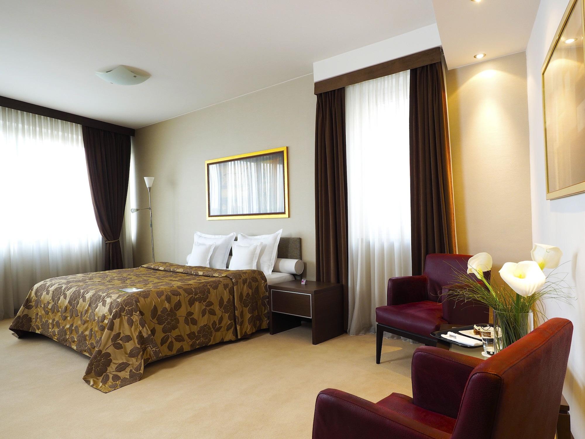 In Hotel Beograd Belgrado Exterior foto