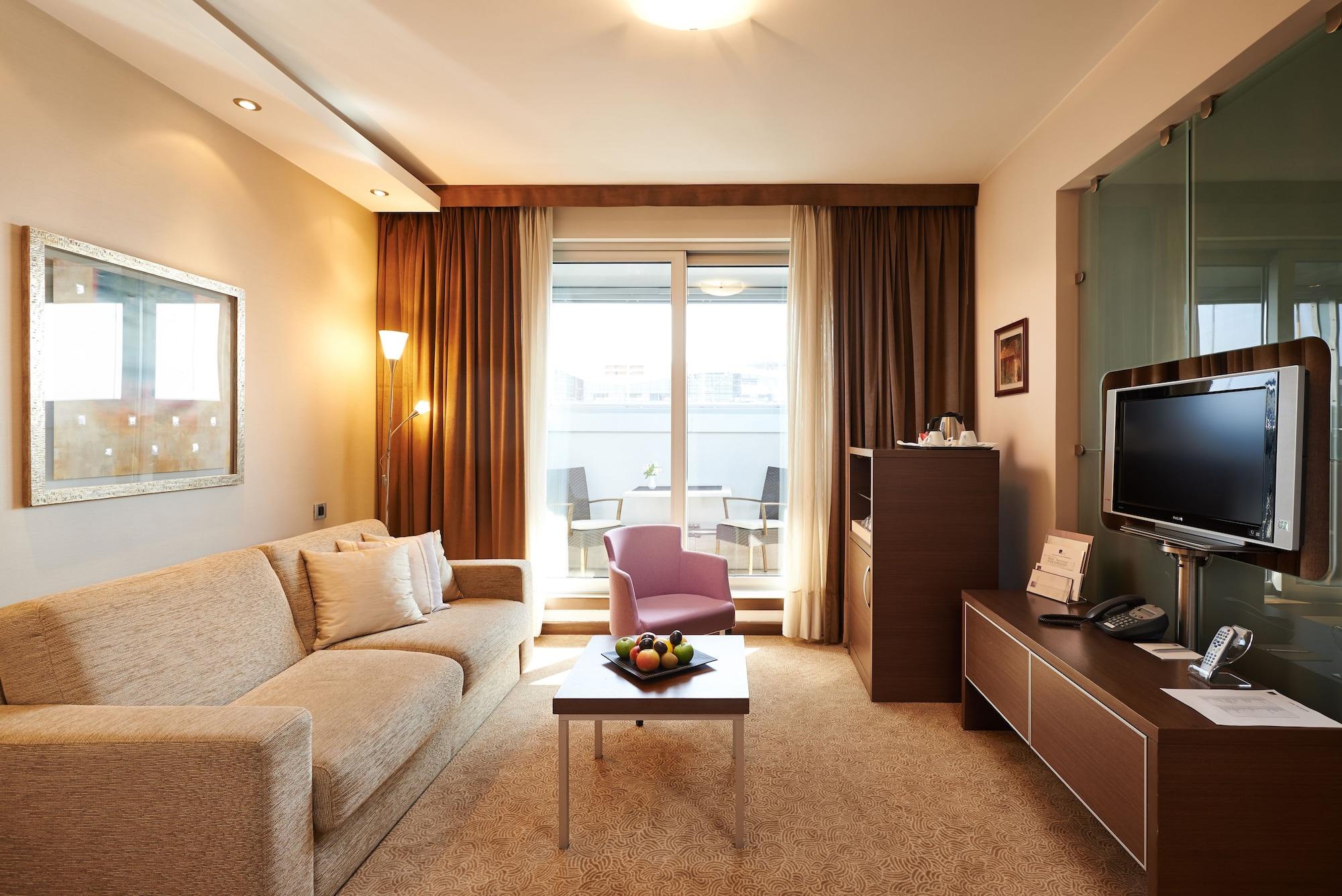 In Hotel Beograd Belgrado Exterior foto