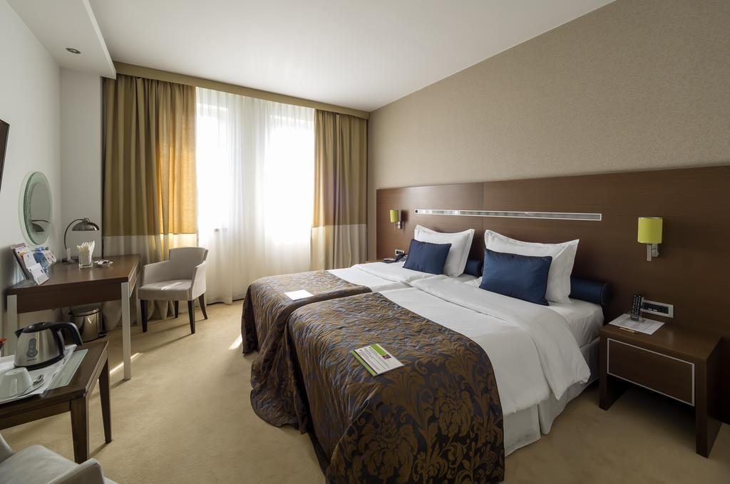In Hotel Beograd Belgrado Exterior foto